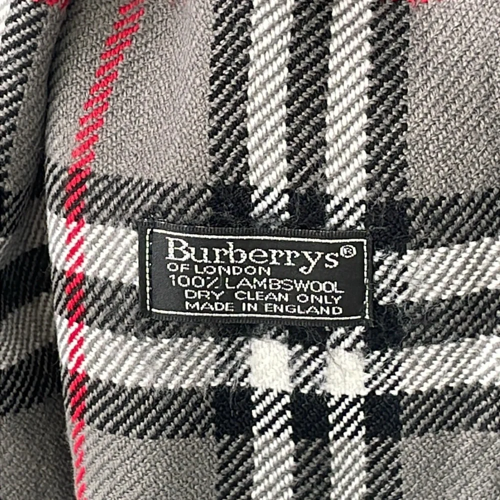 Burberrys Gray 100% Lambswool‎ Scarf